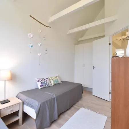 Semesterbostad Three-bedroom Holiday In